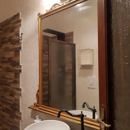 Dimora In Francigena Kamp alanı *